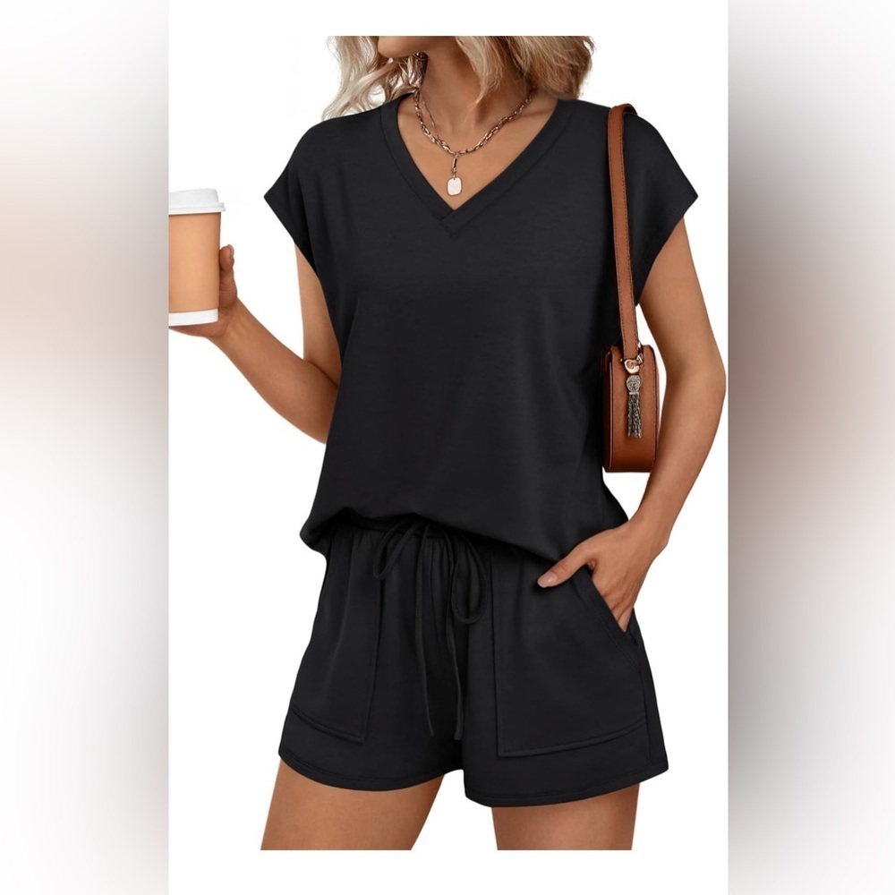 🆕Casual V-Neck Drawstring Short Set